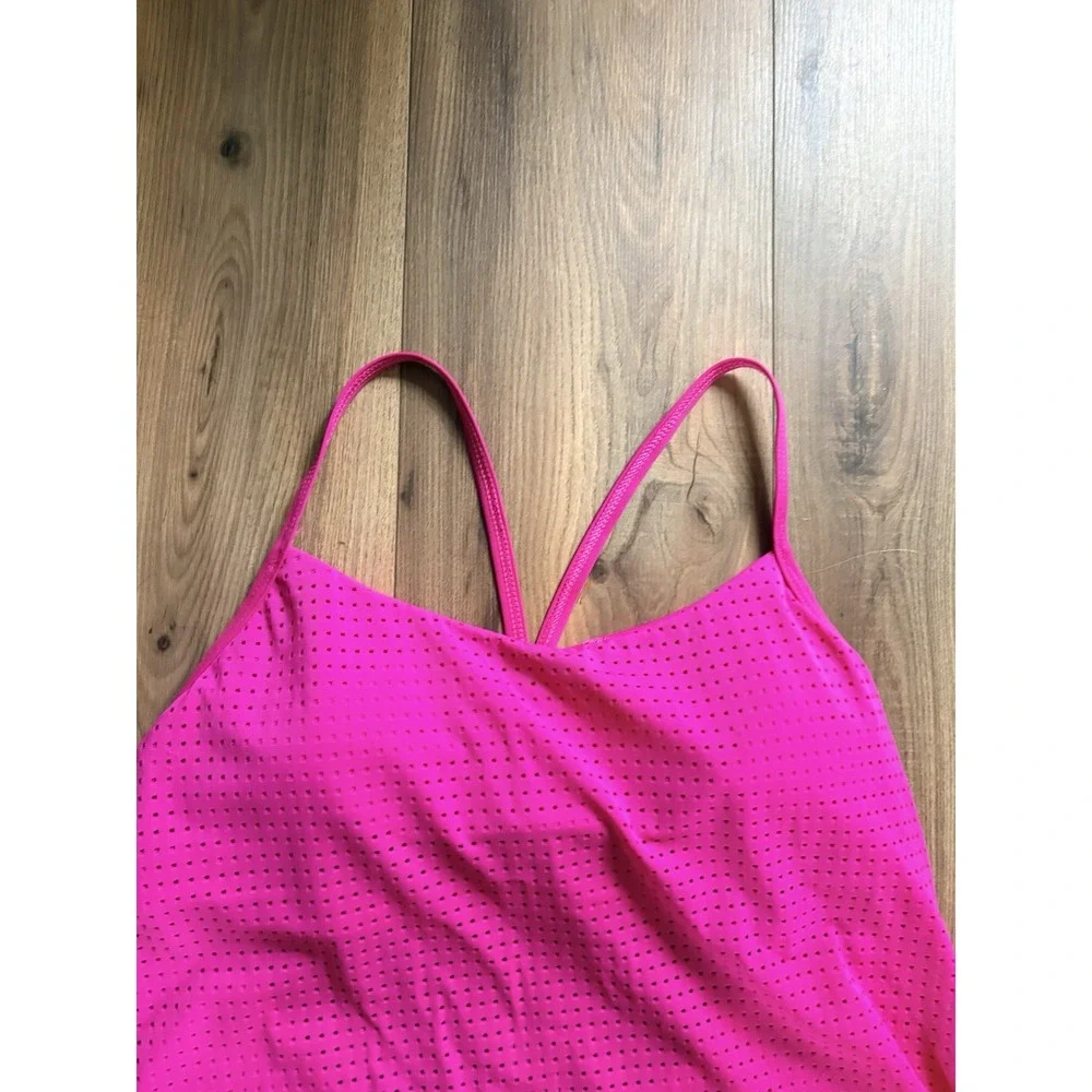 Nike Tank Top Hot Pink Women's Large Built In Bra Padded Mesh Racerback